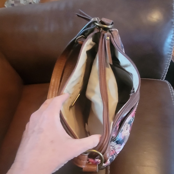 Purse - Picture 2 of 2